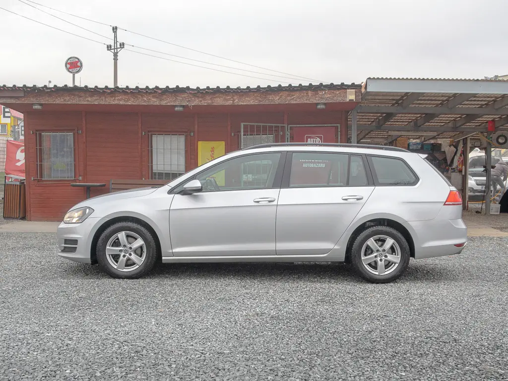 Volkswagen Golf 12/14 1.6TDI 77KW NAVIGACE